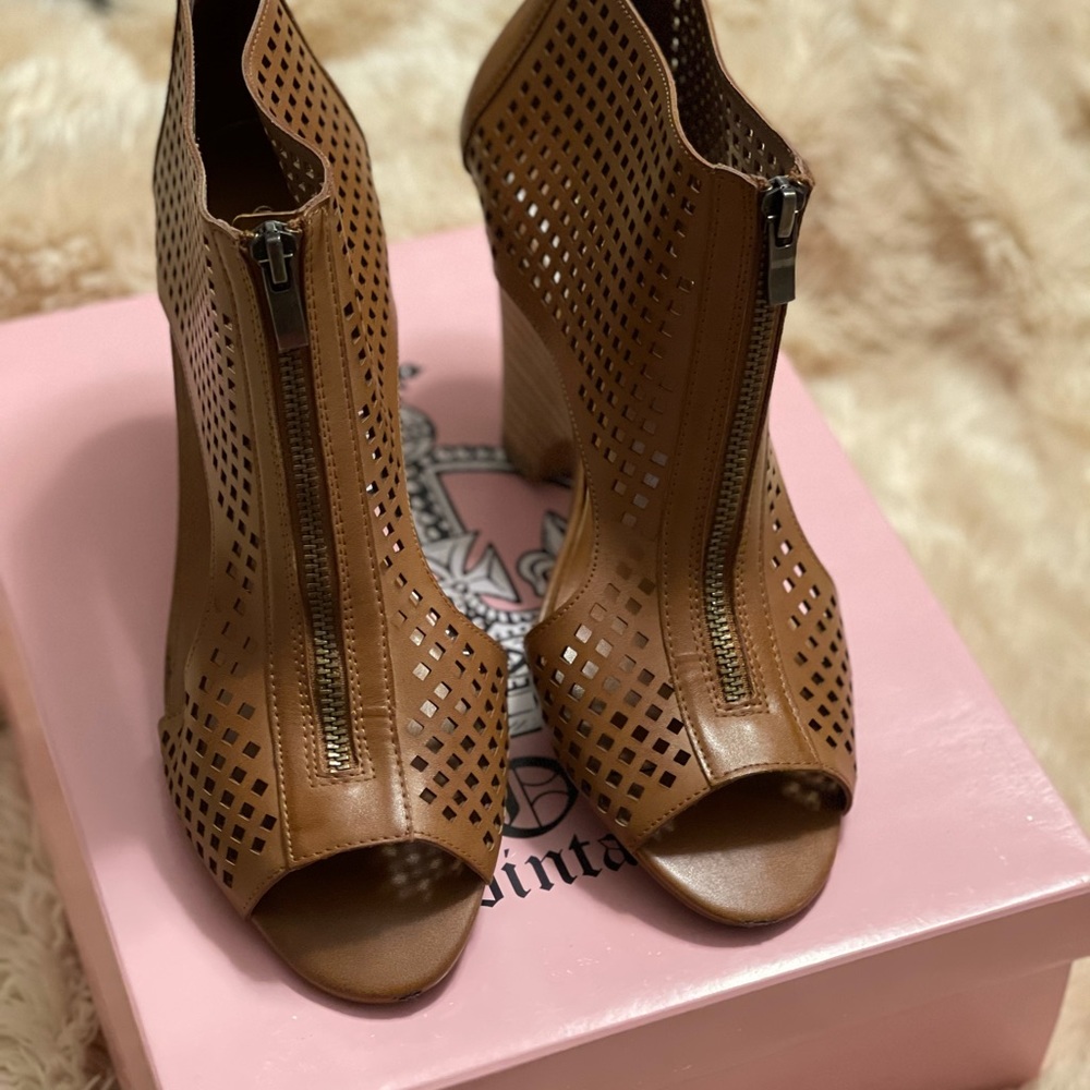 Brown wedges